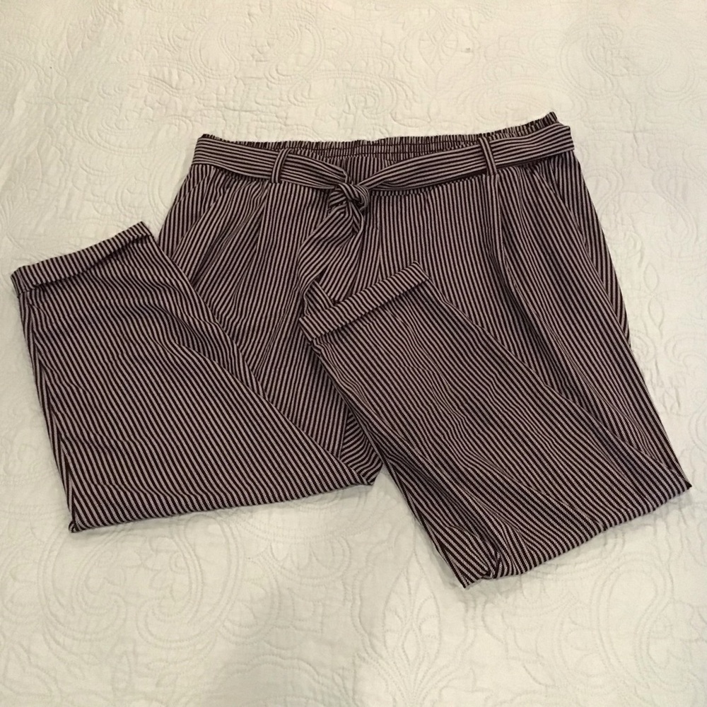 Torrid Black and White Striped Pants Size 2